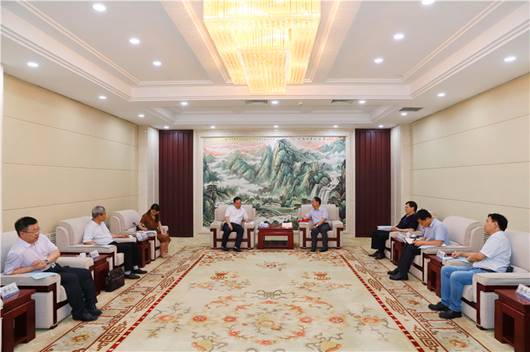 说明: //news.thaporn.com/__local/6/E1/68/5953C9A37F6334E7C16343168B1_8734EFE1_259DB.jpg