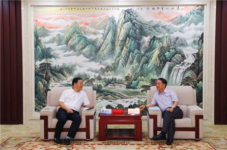 说明: //news.thaporn.com/__local/B/02/B3/DD176F206EAA2291F416B8444A3_0E750856_2BFF2.jpg